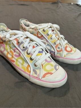 Coach Garrett Low-Top Canvas Sneaker (Beige/Pastel Print)